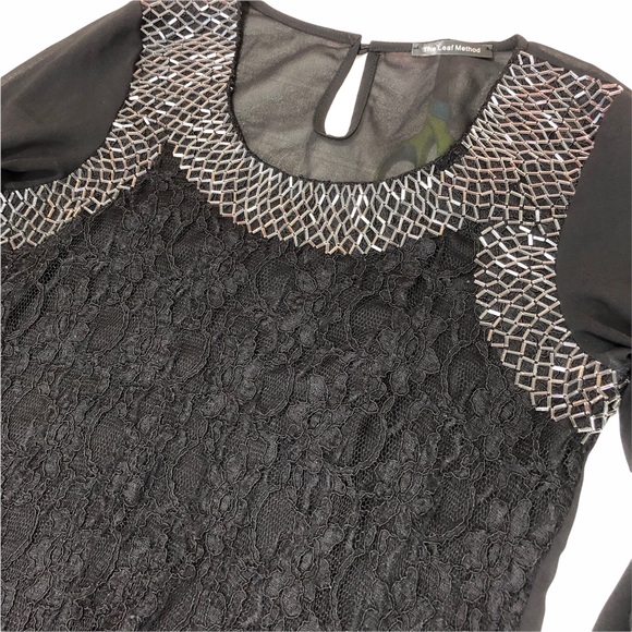 Buckle Leaf Method Top Sheer Black - Picture 9 of 12